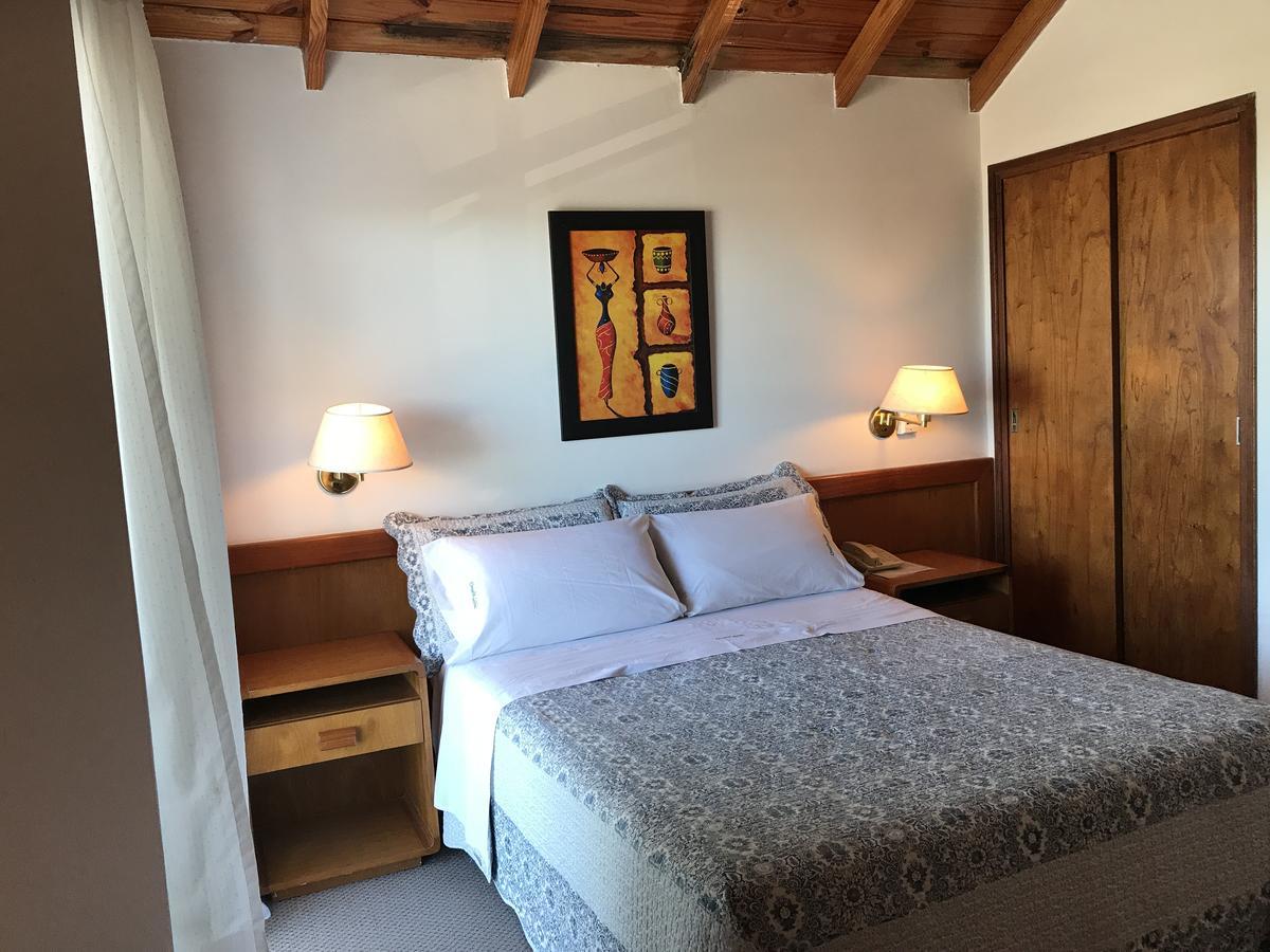 Onais Hotel 3*
